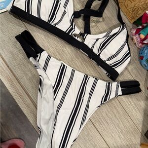 Cupshe Monochrome Striped Bikini